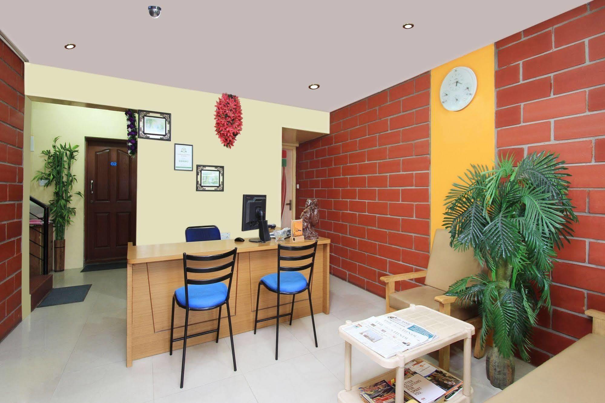 Kempton Hotel Kalkuta Zewnętrze zdjęcie